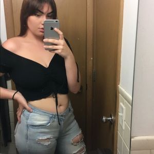 Meet your Posher, Nessa